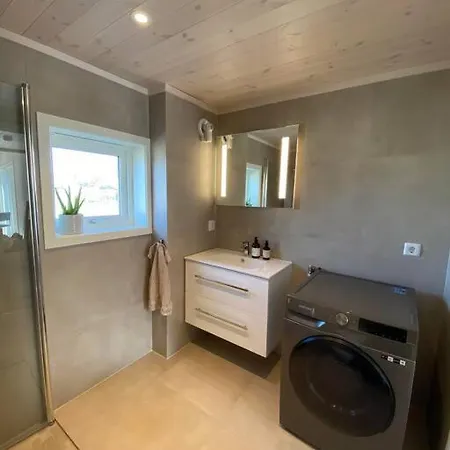 Borestranda - Nytt Strandhus Med 6 Sengeplasser! * Klepp