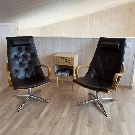 Holiday home Borestranda - Nytt Strandhus Med 6 Sengeplasser! *